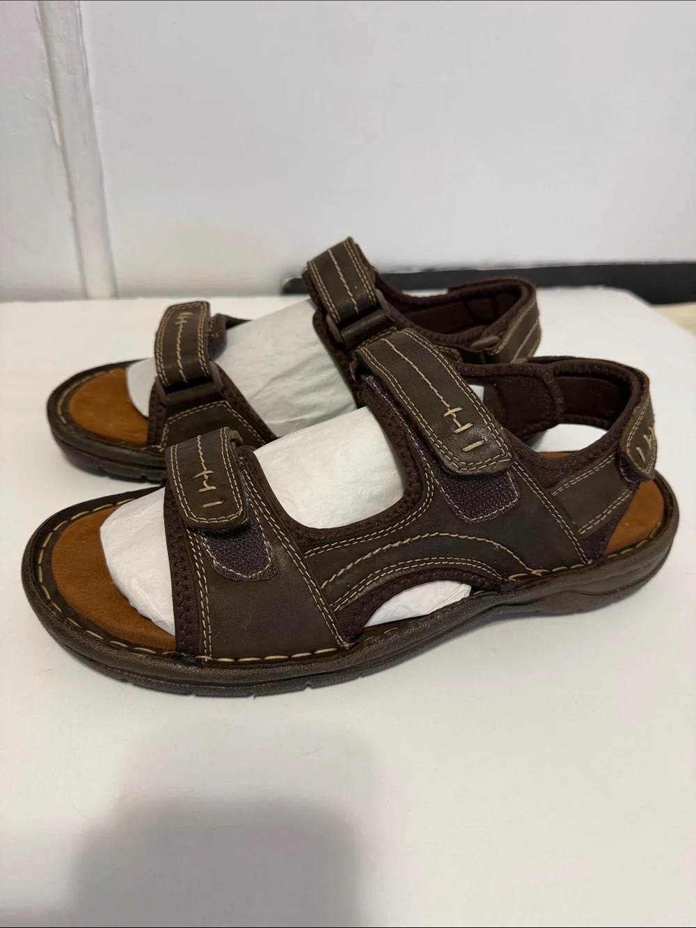Propet Men’s JORDY Brown Adjustable Strap Sandals New never worn